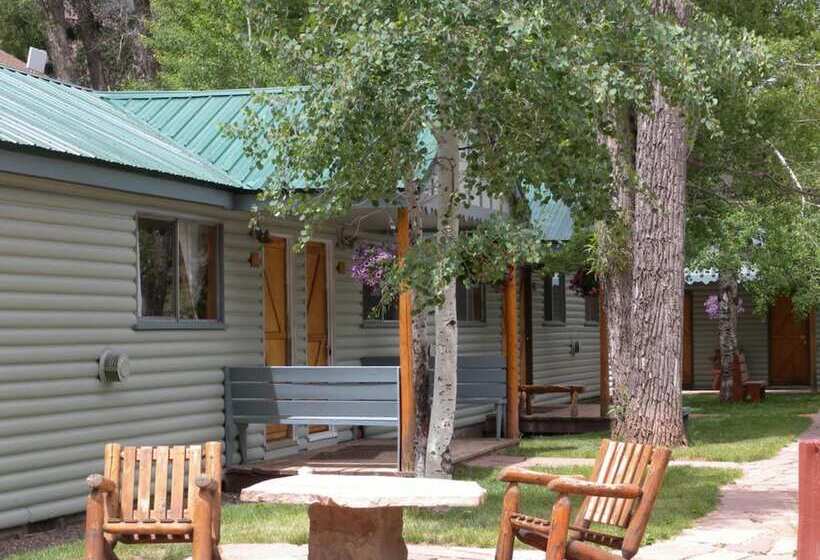 Пансион Redstone Cliffs Lodge