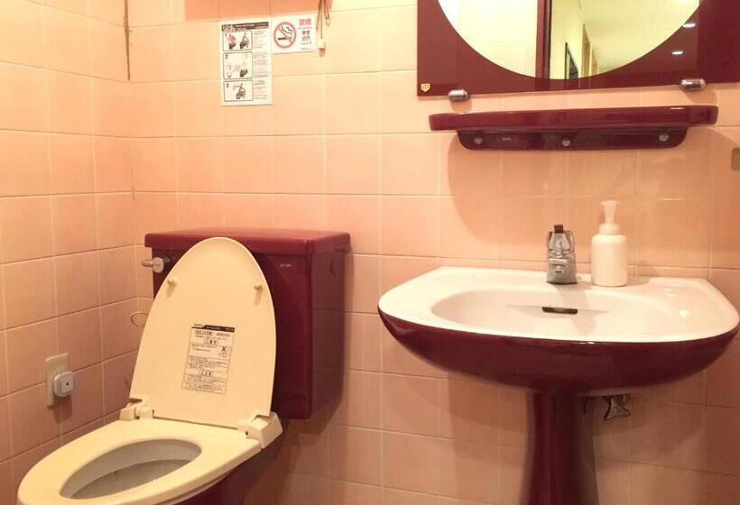 بنسيون Tsukiji Hostel Wakayama