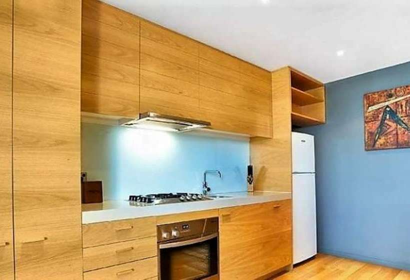 Readyset Apartments At Central Pier