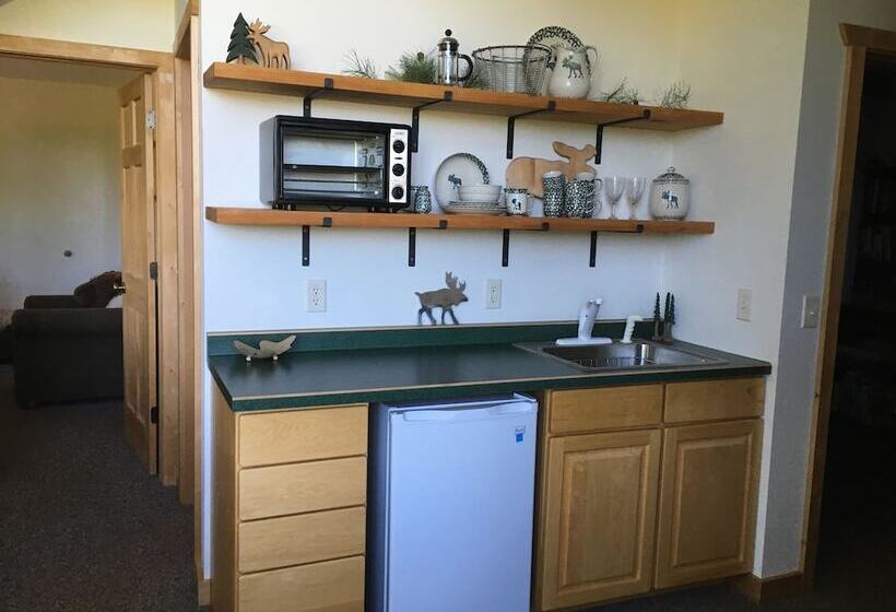 مبيت وإفطار Second Wind Country Inn