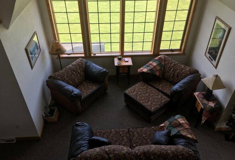 مبيت وإفطار Second Wind Country Inn