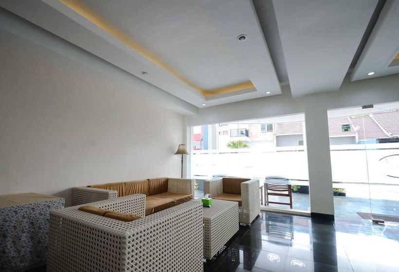 Hotel Airy Eco Syariah Lowokwaru Ikan Gurami Malang