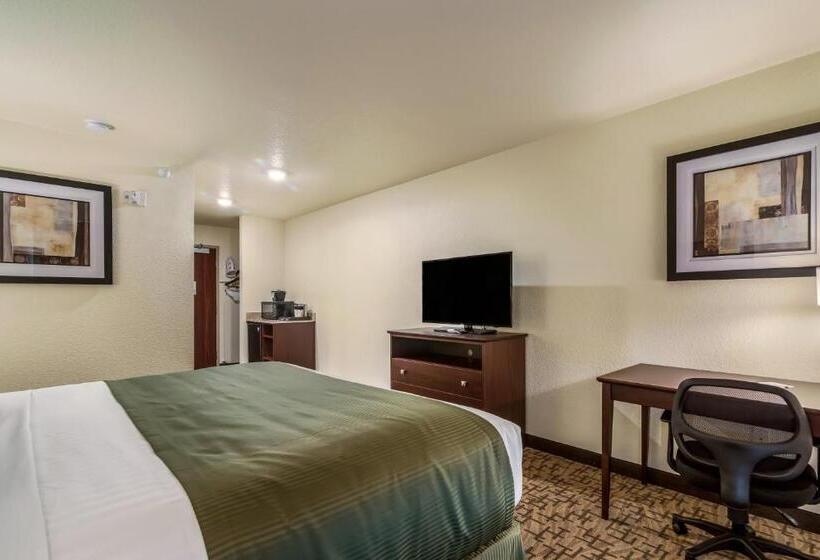Cobblestone Hotel & Suites   Victor
