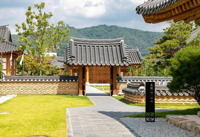 호텔 Hanok Stay Namwonyechon By Kensington