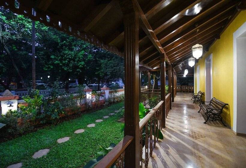 هتل Surya Kiran Heritage