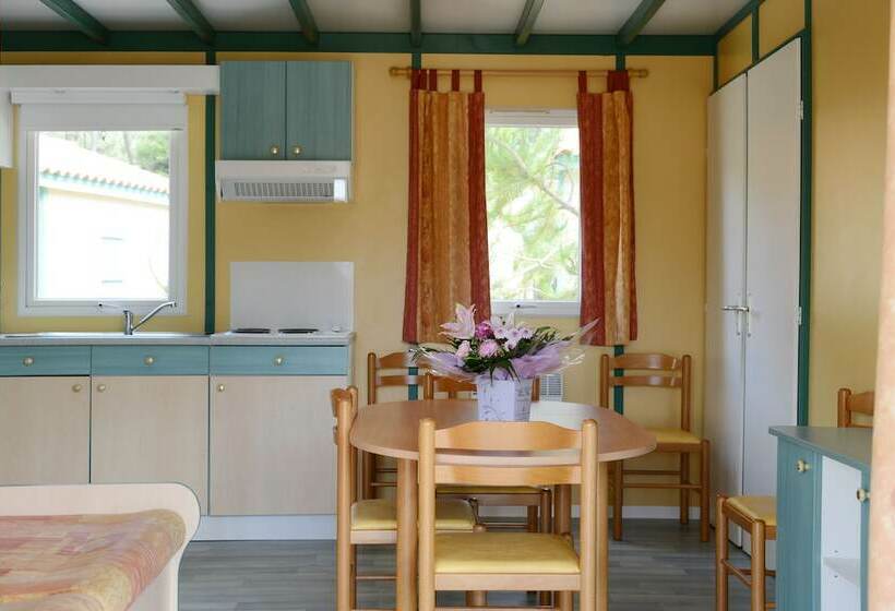 בית מלון כפרי Village De Vacances Atlantique Vacances