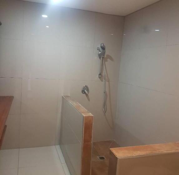 Le Uaina Beach Resort