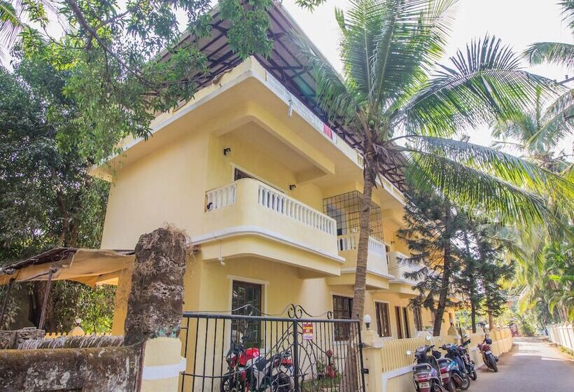Oyo 12134 Home Luxury Studios Calangute