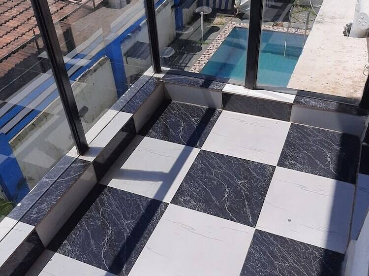 پانسیون Casa Almeida