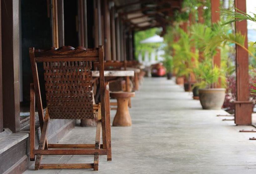 پانسیون Chotika Riverfront