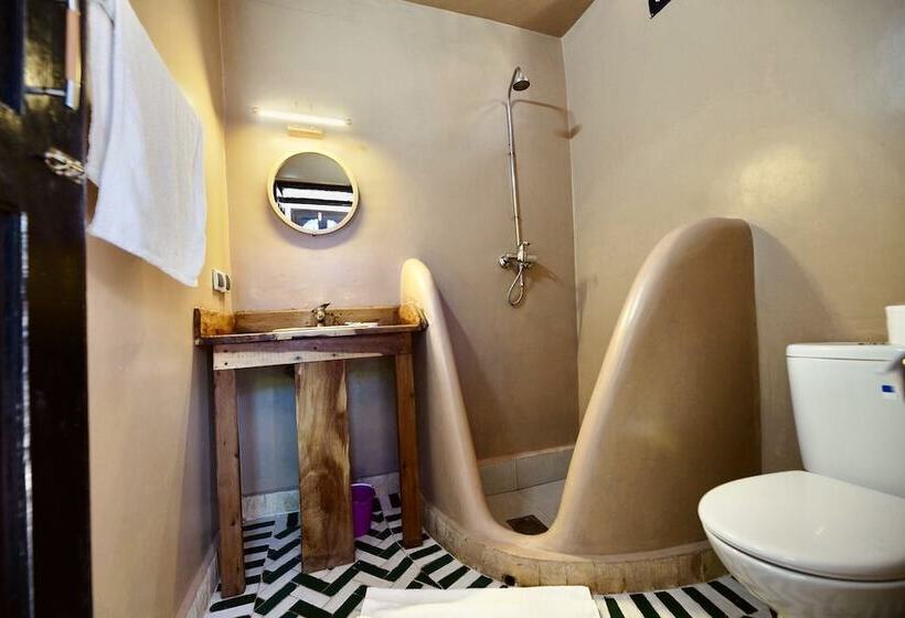 پانسیون Dar L Eau Vive