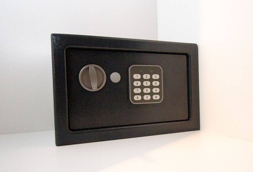 פנסיון Log In Rooms