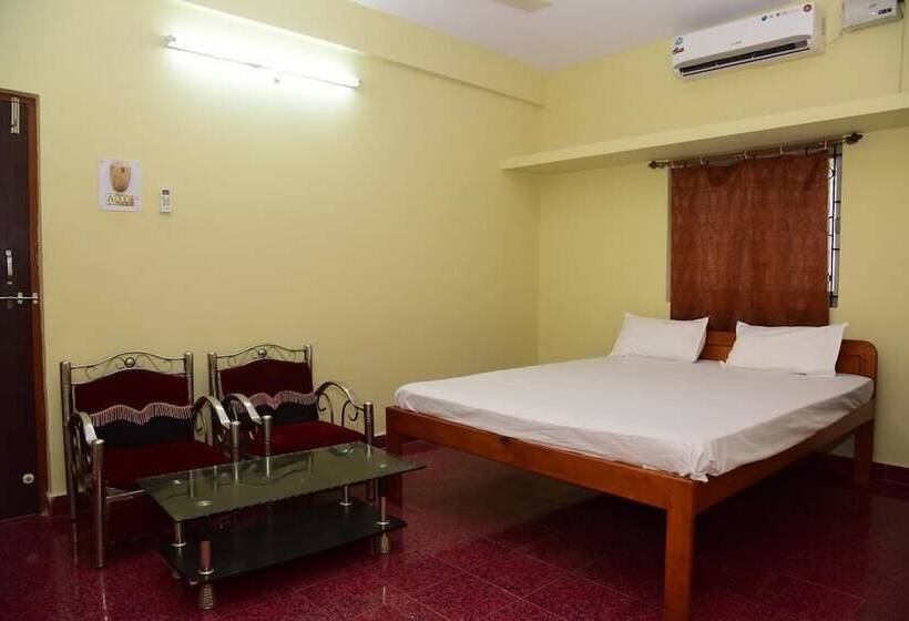 بنسيون Nirvaah Room Siolim Ac