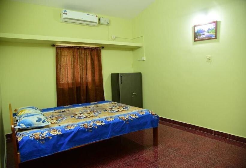 بنسيون Nirvaah Room Siolim Ac