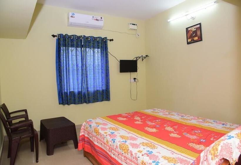 ペンション Nirvaah Room Siolim  Kitchenete
