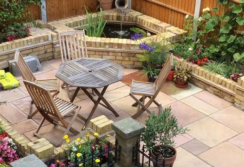 پانسیون The Gleneagles Guesthouse