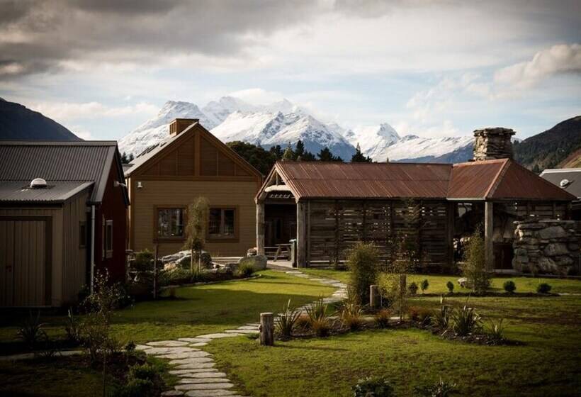 The Headwaters Eco Lodge