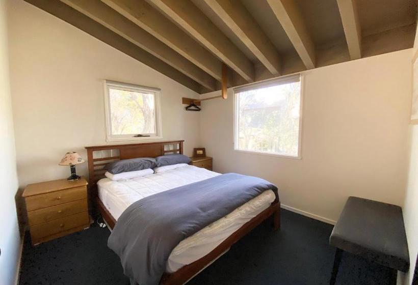 Crystal Brook Lodge