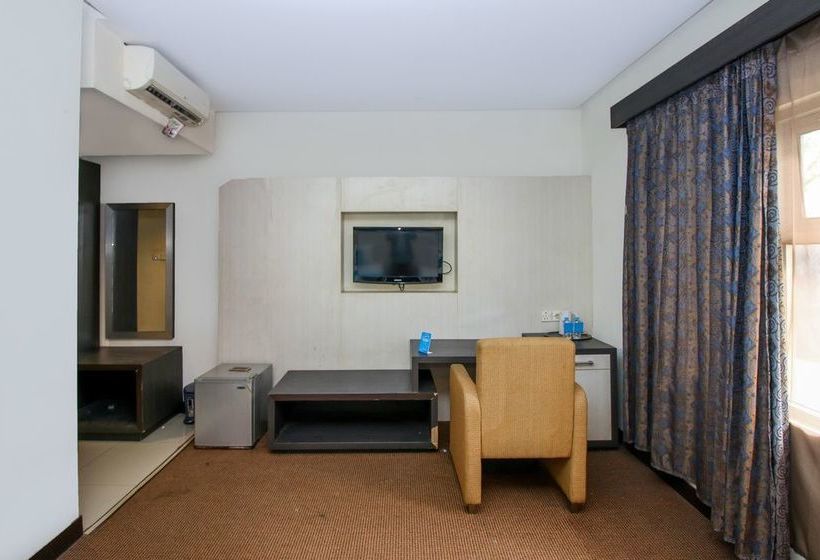 فندق Airy Kendari Barat Diponegoro 75