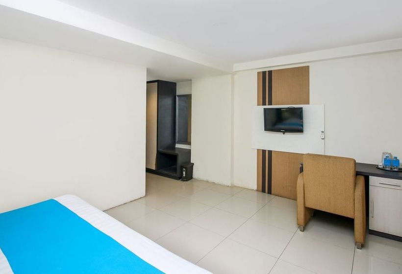 فندق Airy Kendari Barat Diponegoro 75