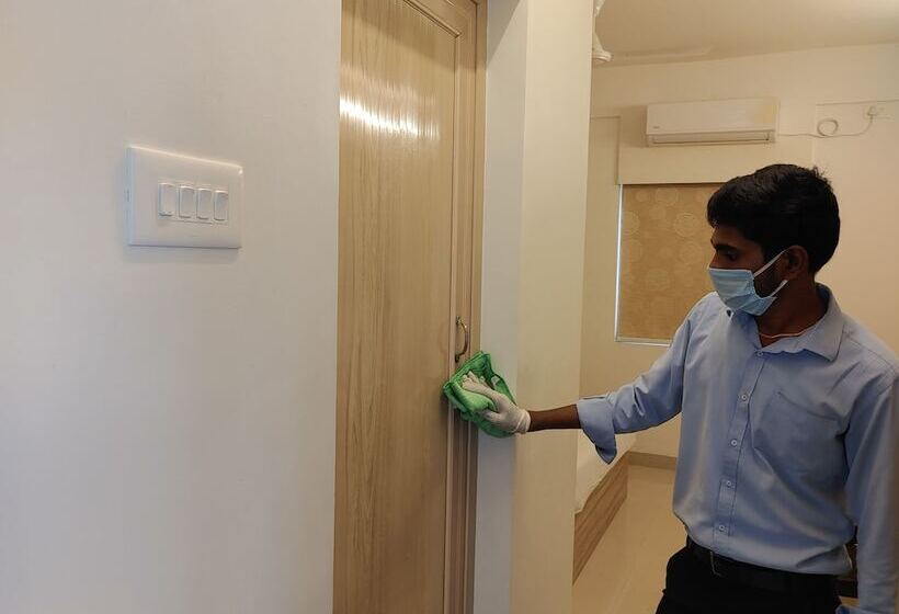 هتل Downtown Business