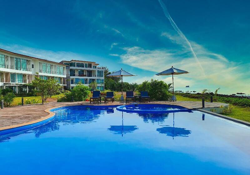 Hotel The Beach Resort & Residence   Sha Plus