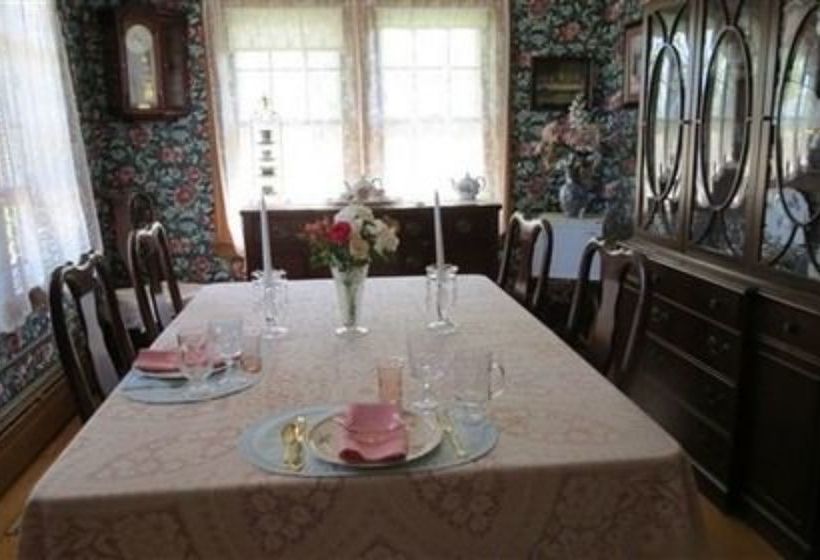 Lilac Village Bed & Breakfast