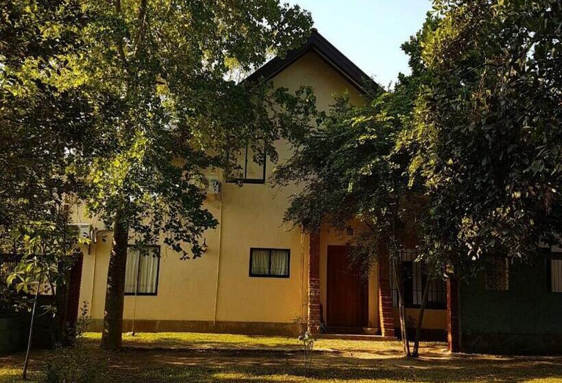 膳宿费 Villa Attikka