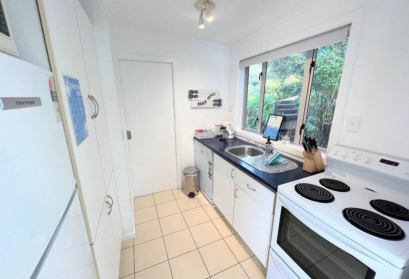 Tiri Cottage   Seaviews In Oneroa