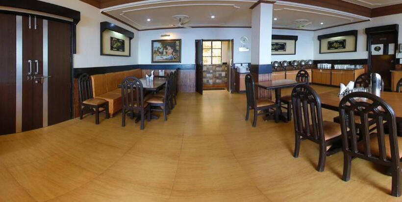בית מלון כפרי Kasang Regency Hill Resort