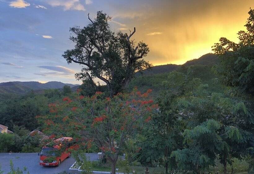 هتل Le Grand Pakbeng