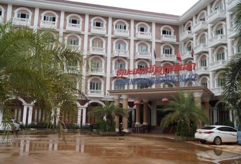 هتل Roung Nakhone Vang Vieng