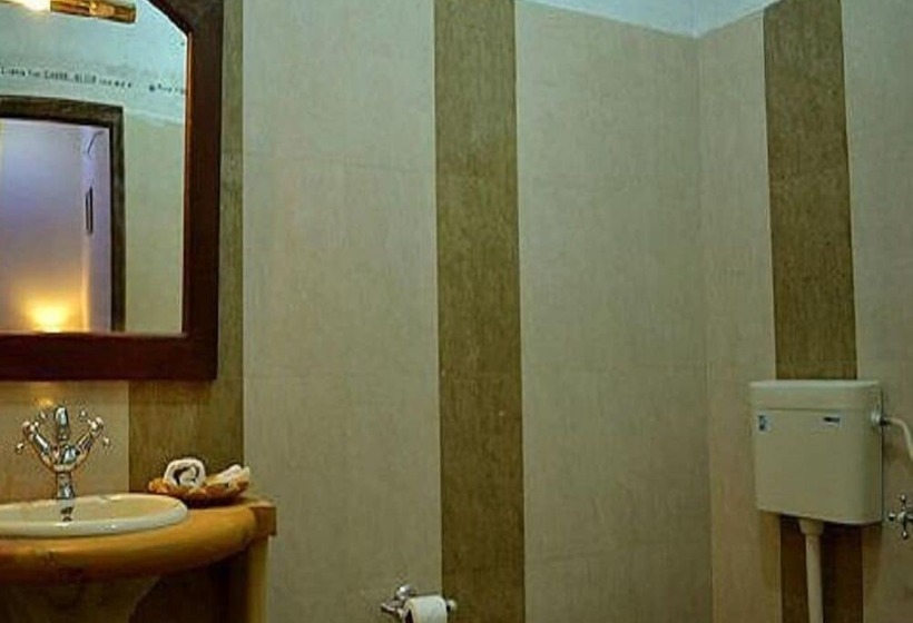 فندق The Mama S Resort & Camp