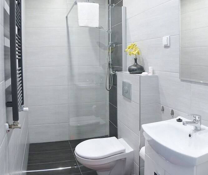 Пансион 7th Room Guest House