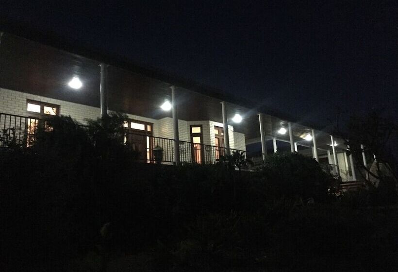 펜션 Fairway Manor Accomodation