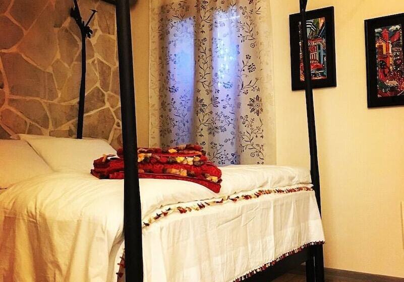 پانسیون Sihirli Kitap Kahve Konuk Evi