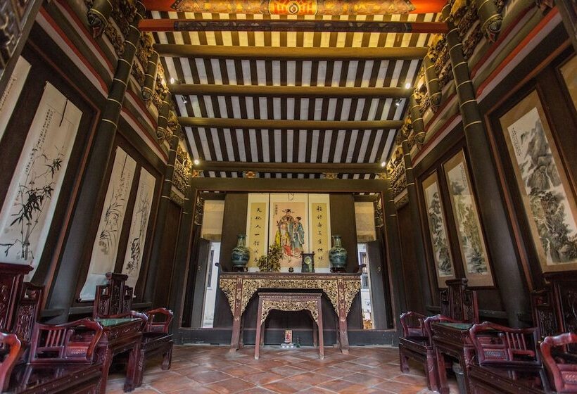 Zaiyang Inn