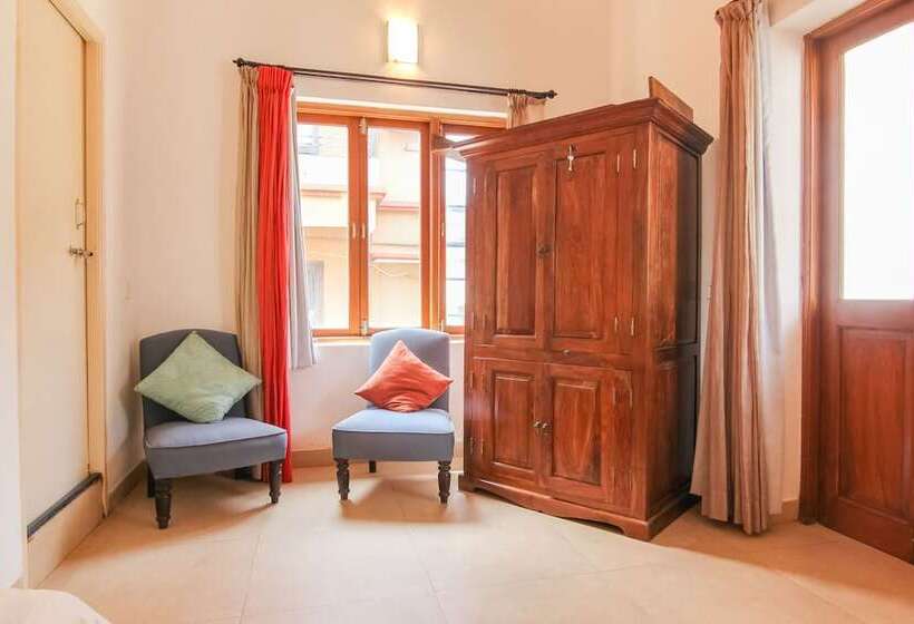 پانسیون Casa Azure