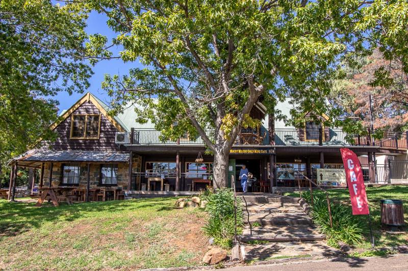 Пансион Gold Mine Guest House And Cafe