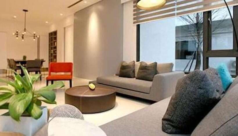 پانسیون Lovely Pond Hostel