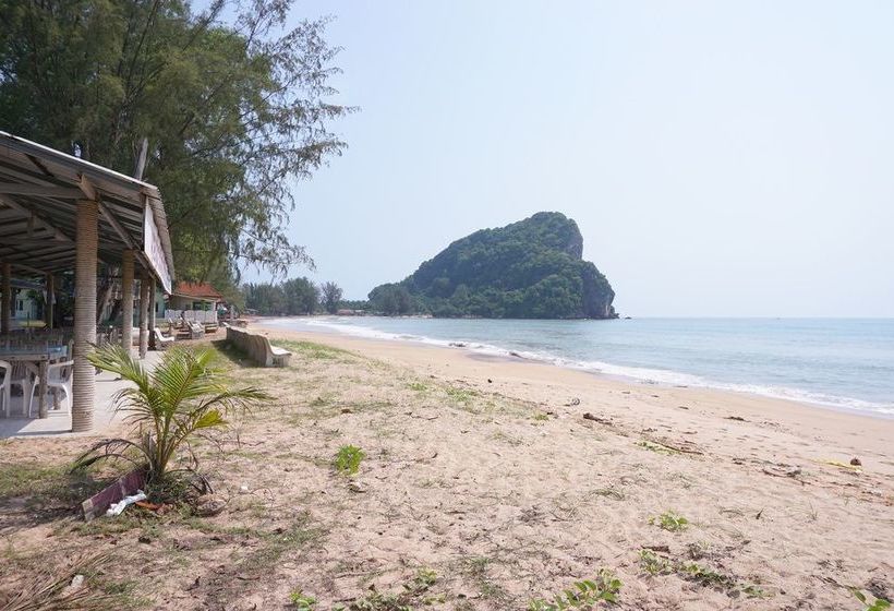 Hotel Boonchu Bangburd Resort At Chumphon