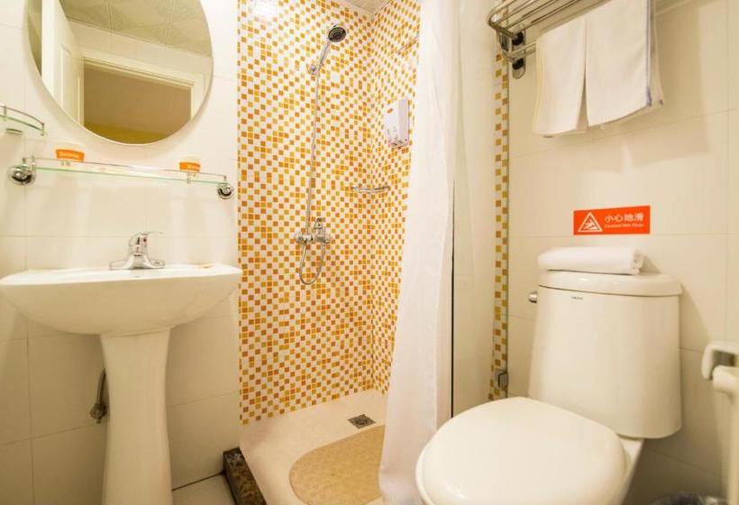 בית מלון כפרי Home Inn Linyi Bus Station East Gate Jucai Road