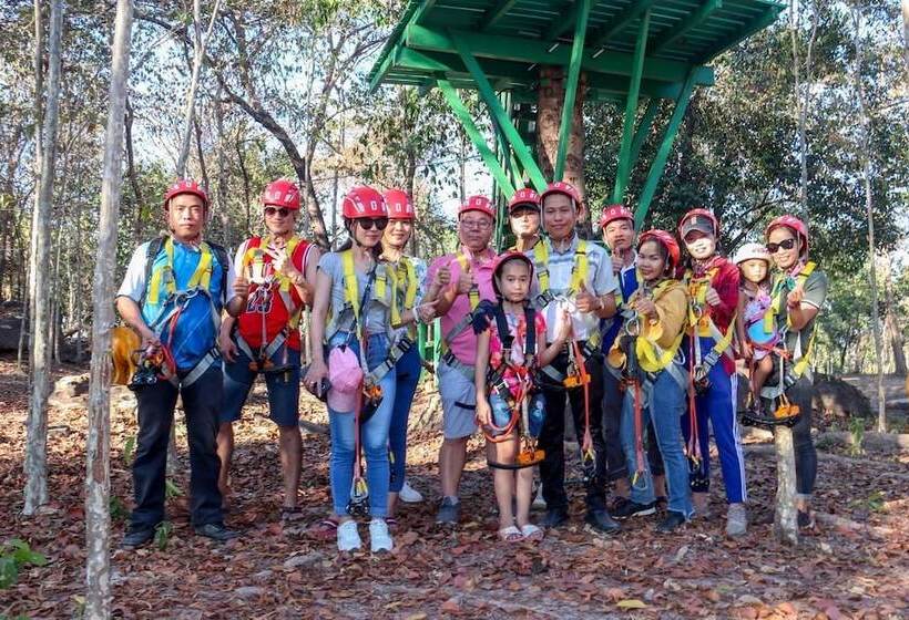 هتل Soutchai Resort