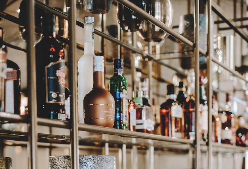 هتل Vienna House By Wyndham Mokotow Warsaw