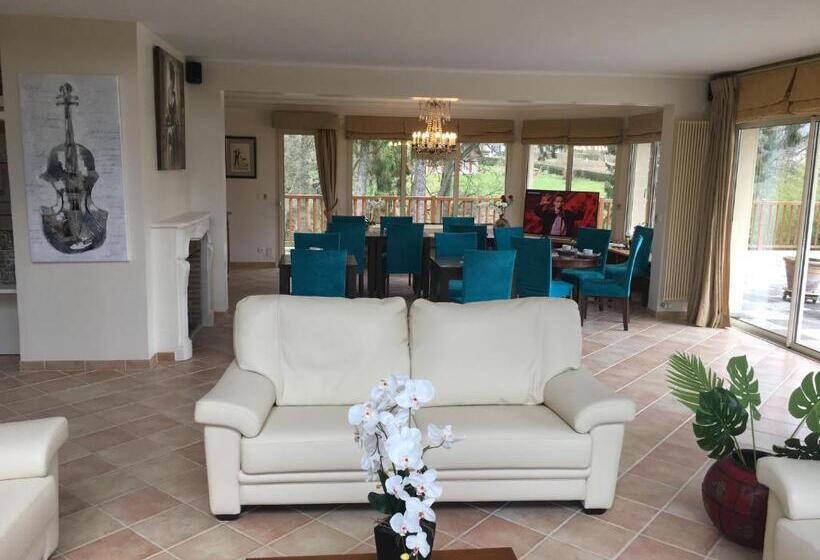 پانسیون Au Charme Du Lac Piscine Chauffé Proche Parc Et Restaurant Du Casino