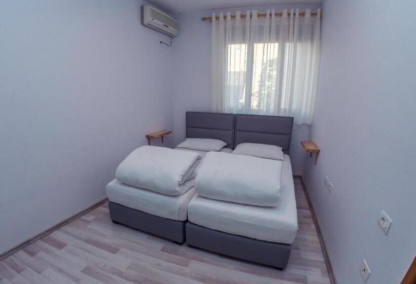 Art Hostel