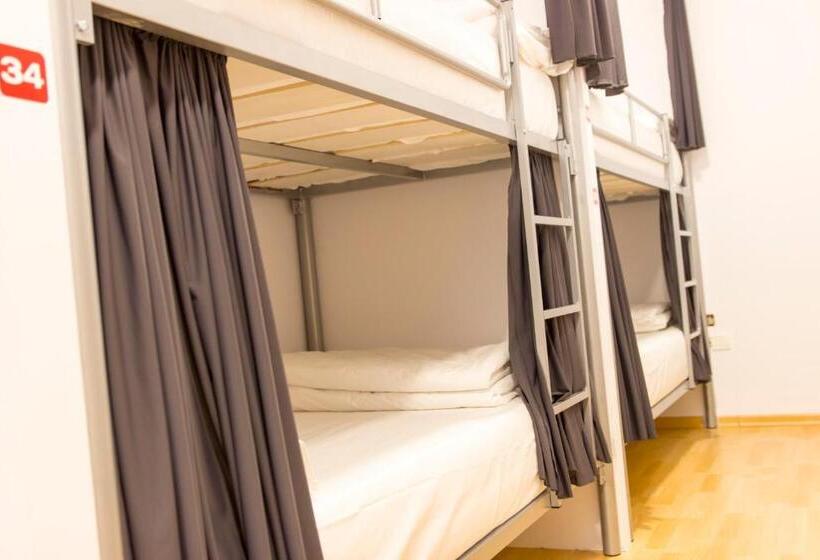 Art Hostel