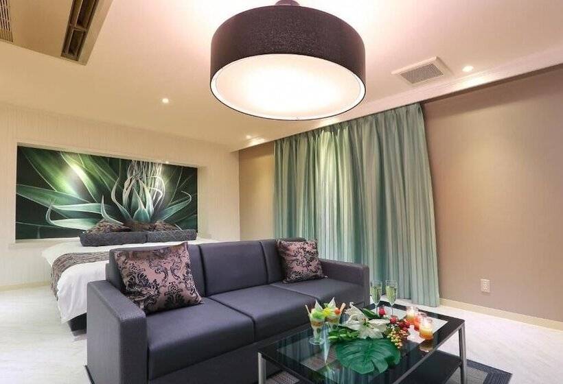 فندق A La Mode   Adult Only