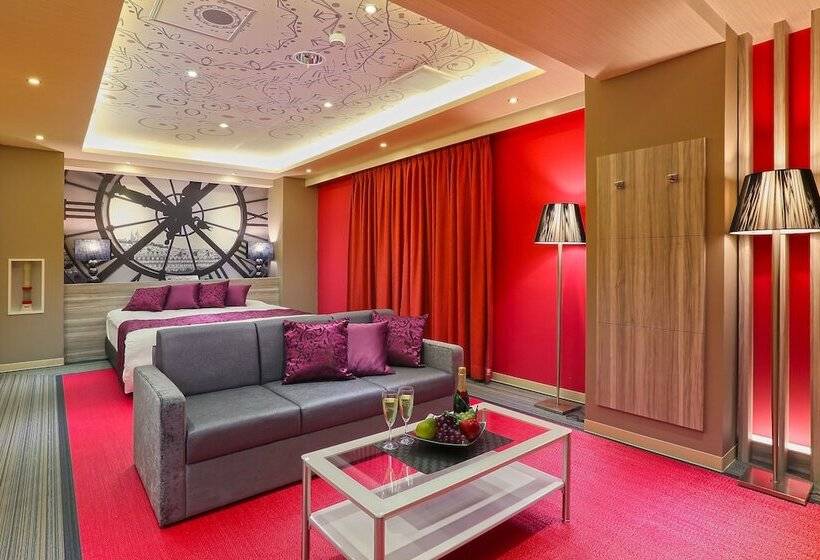 فندق A La Mode   Adult Only