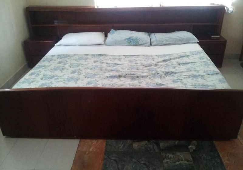 ホテル Ashfood Court